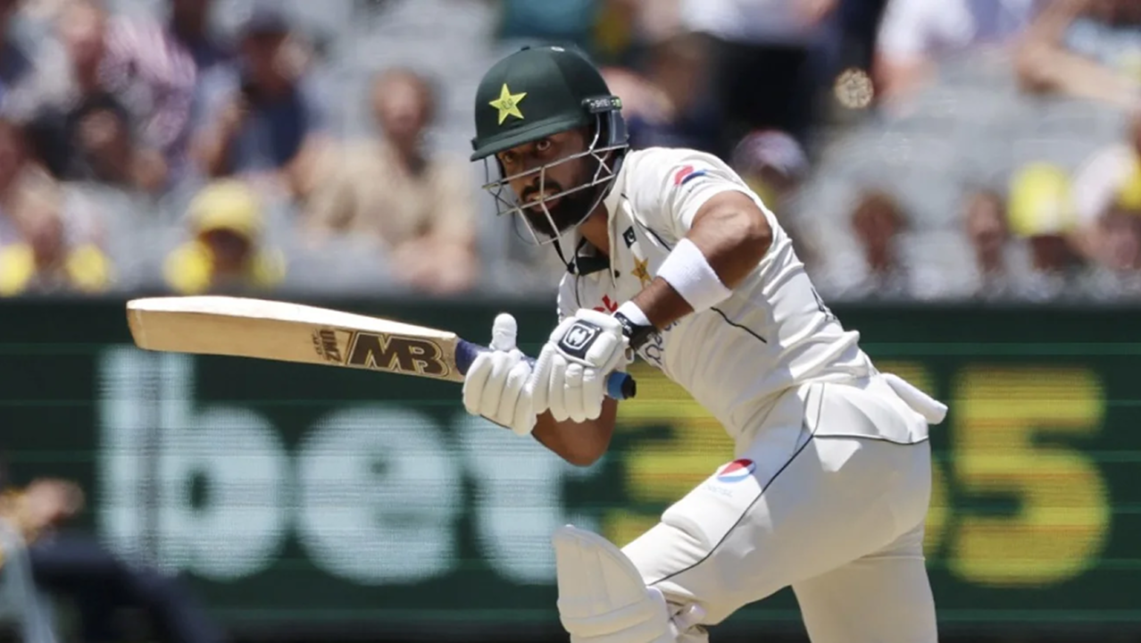Rohit Sharma breaks MS Dhoni's record for most sixes in Test Cricket.